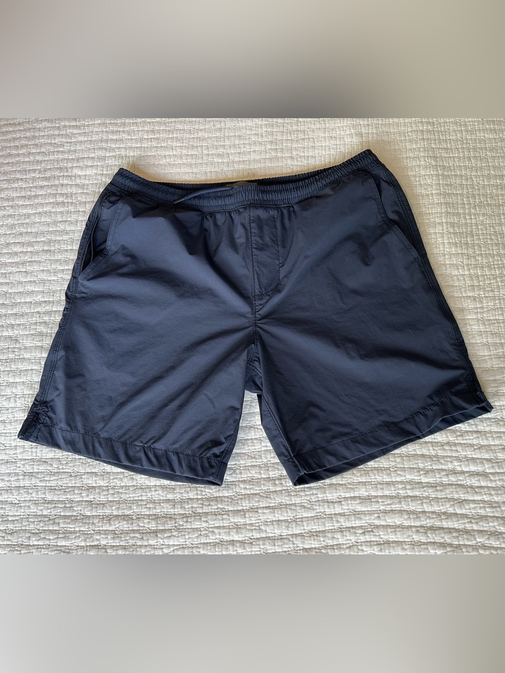 Slate & Stone Bathing Suit/Swim Trunks Men’s Sz Medium Navy Blue Drawstring